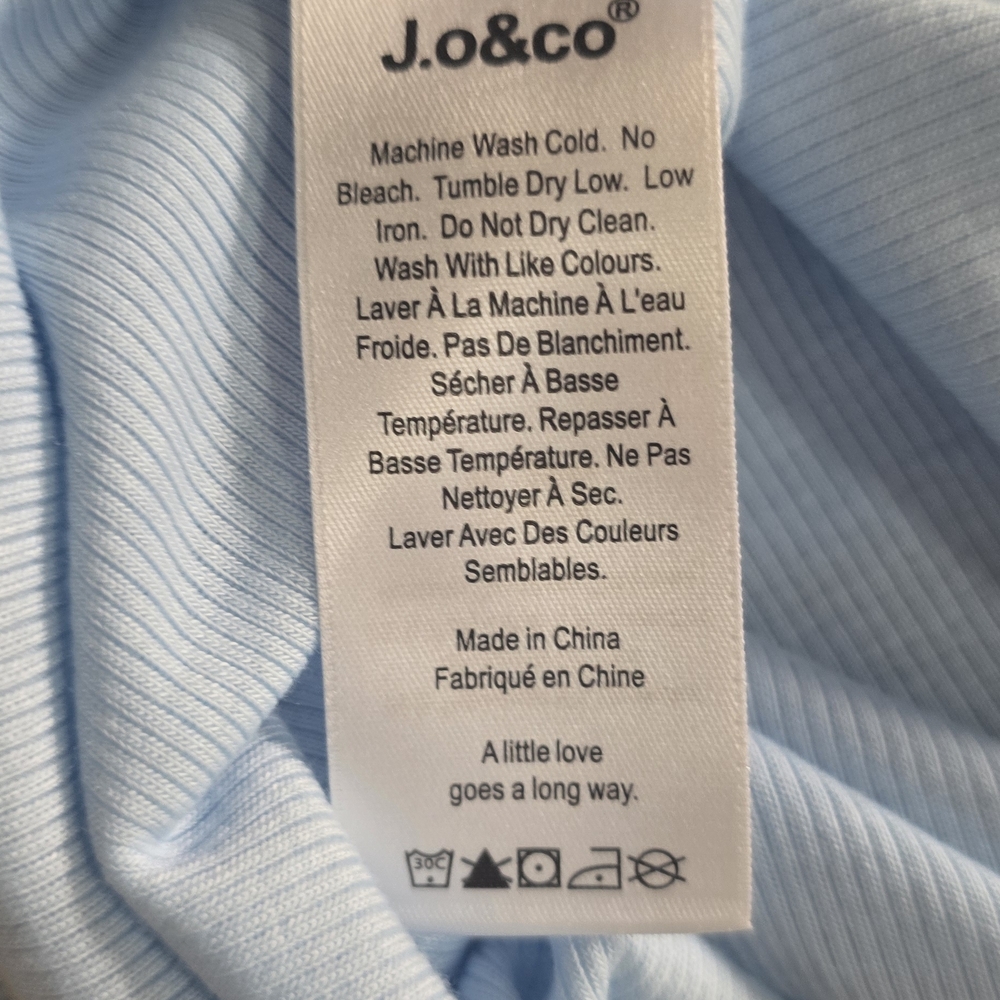 J.O & Co Light Blue Ribbed Cropped Tee Stretch Short Sleeve Top Small - Picture 4 of 5